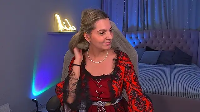 LucreciaStorm Webcam-Show
