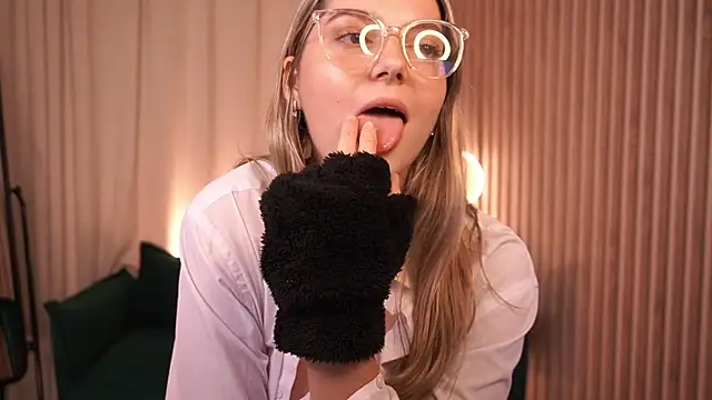 XXX chat uživo modela LucreciaStorm