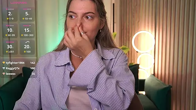 Chat +18 de LucreciaStorm ao vivo