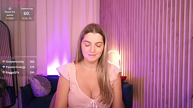LucreciaStorm Chat XXX in diretta