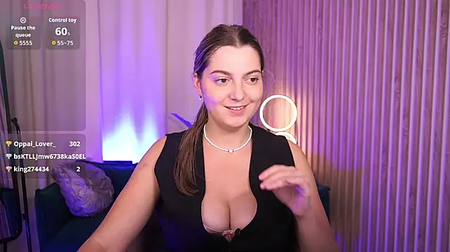 LucreciaStorm's Live XXX Chat