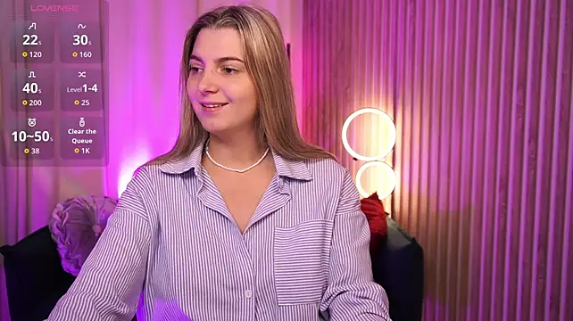 LucreciaStorm – Naživo XXX chat