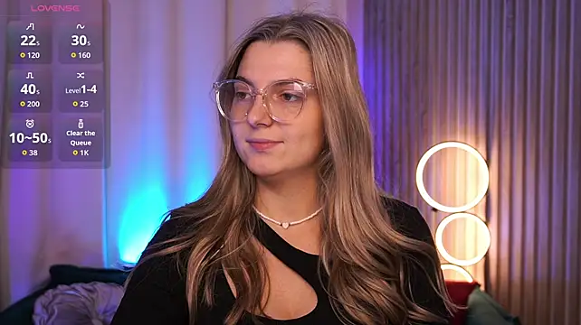 LucreciaStorm's Live XXX Chat