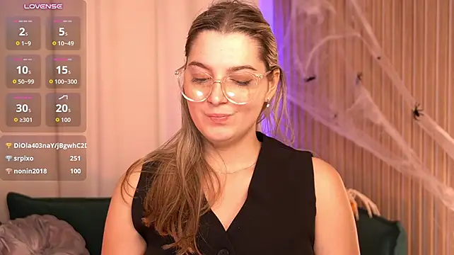 LucreciaStorm – Live XXX-chat