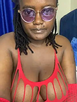 Chat +18 de Bustyy_Bitch ao vivo