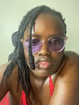 Bustyy_Bitch XXX чат на живо