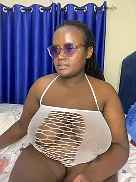 Bustyy_Bitch Chat XXX in diretta