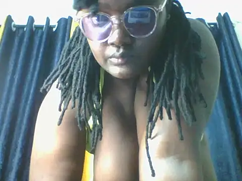 Bustyy_Bitch Live XXX Chat