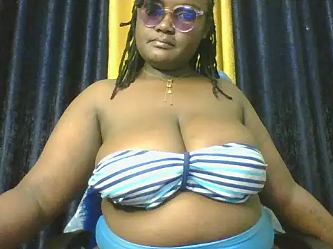 Bustyy_Bitch's Live XXX Chat