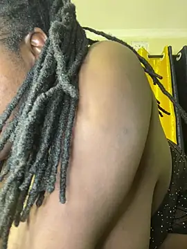 Bustyy_Bitch Show Webcam