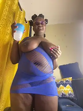 Czat XXX na żywo – Bustyy_Bitch
