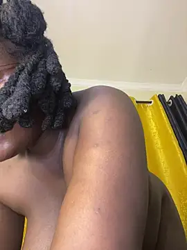 Bustyy_Bitch Webcam-Show