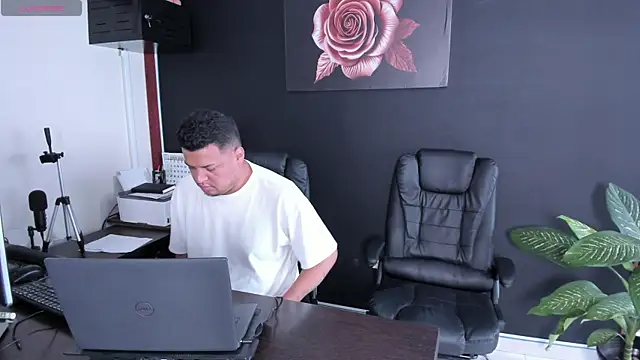 _TheManager – webcam-show