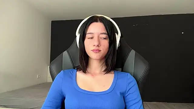 NakishaPreedom 现场XXX聊天