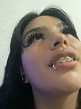 LiliMilk_21 Webcamshow
