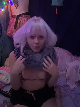 LilyMintyxn Webbikameraesitys
