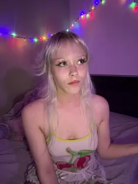 LilyMintyx Chat XXX in diretta