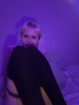 Show modela LilyMintyx na web-kameri