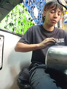 Show modela sebastianobig na web-kameri