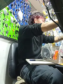 sebastianobigのライブXXXチャット