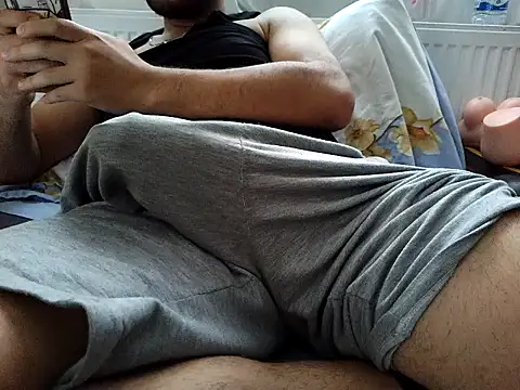 bigdickguy21cmのウェブカメラショー