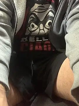 bigdickguy21cm webcam show