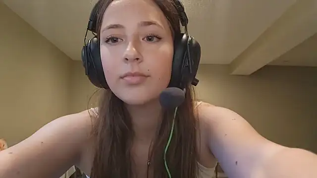MiguelinaAvetisyan's Webcam Show