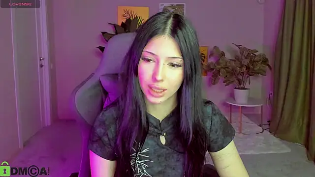 DianaRayyy's Live XXX Chat