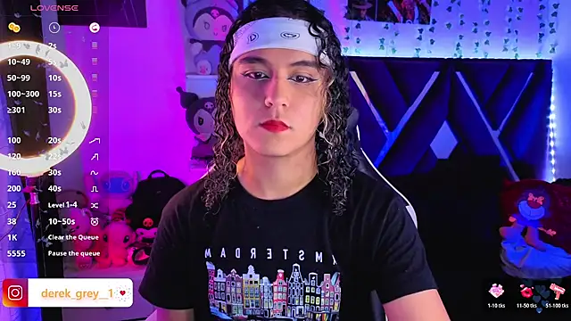 derek_greyy__ Show in webcam