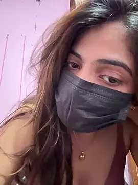 Show modela Miss_Pretty011 na web-kameri
