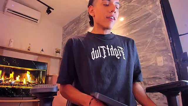 MathewAdamss webkamerás műsora