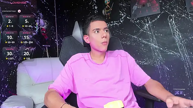 MathewAdamssn Webbikameraesitys