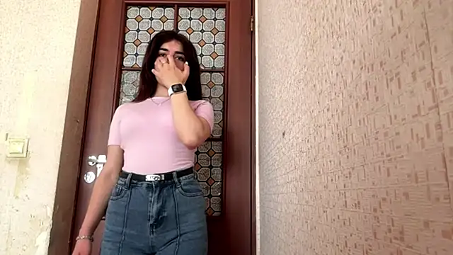 Chat XXX ao vivo de Ledi_Asthik