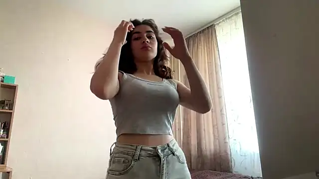 XXX chat uživo modela Ledi_Asthik