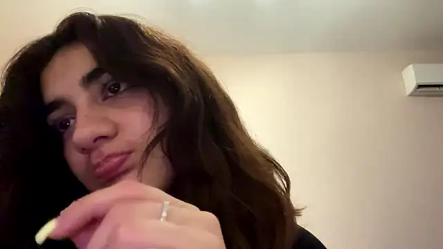 Show modela Ledi_Asthik na web-kameri