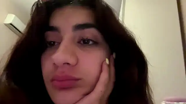 Show modela Ledi_Asthik na web-kameri