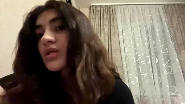Ledi_Asthik Show in webcam