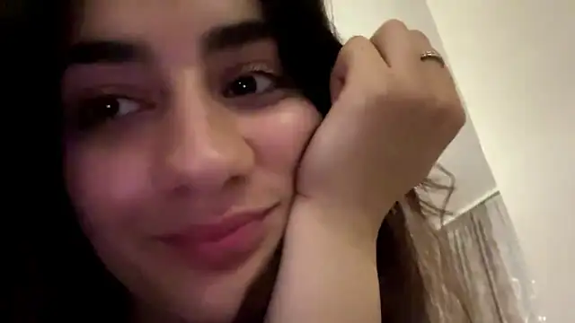 Show modela Ledi_Asthik na web-kameri