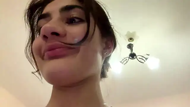 Show de Ledi_Asthik na webcam