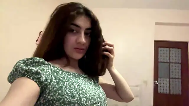 Pertunjukan Kamera Web Ledi_Asthik