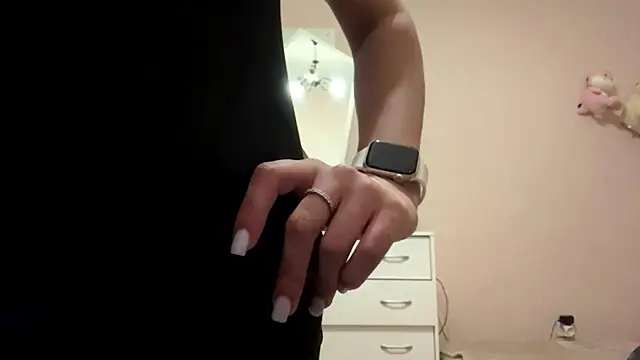 Ledi_Asthik webcam show