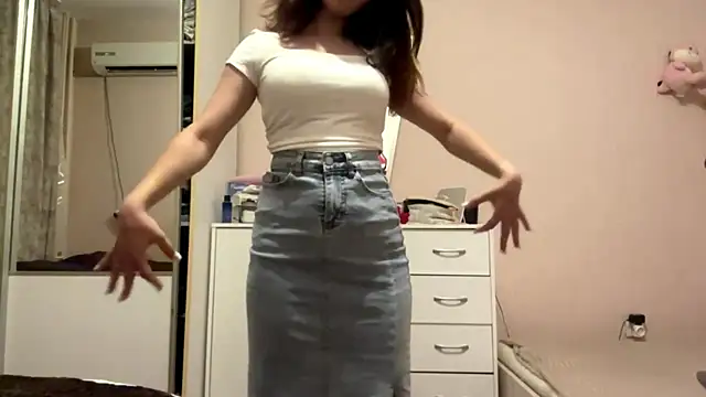 Ledi_Asthik live XXX chat