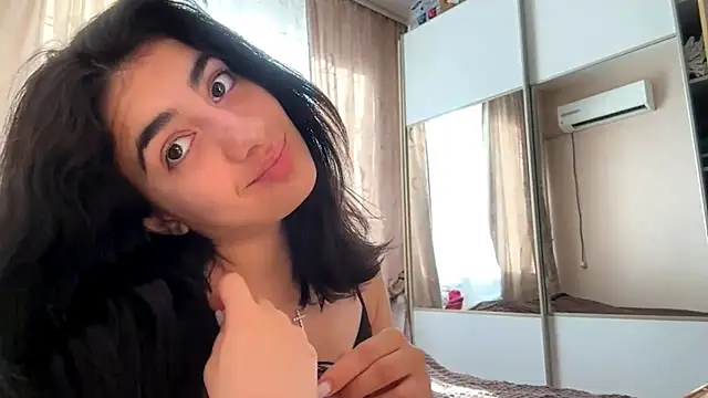 Ledi_Asthik webcam show