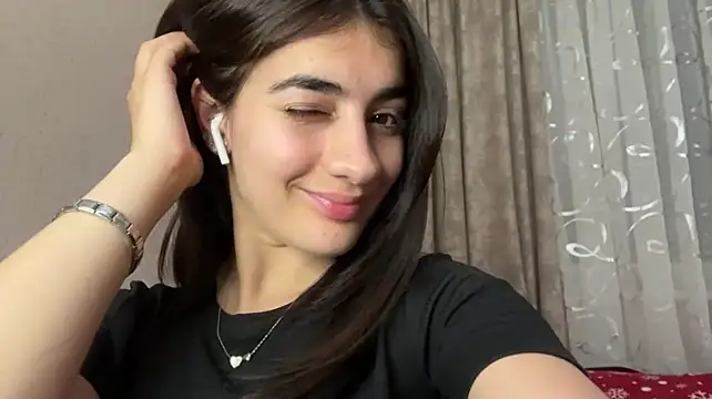 Ledi_Asthik Adlı Modelin Canlı XXX Sohbeti