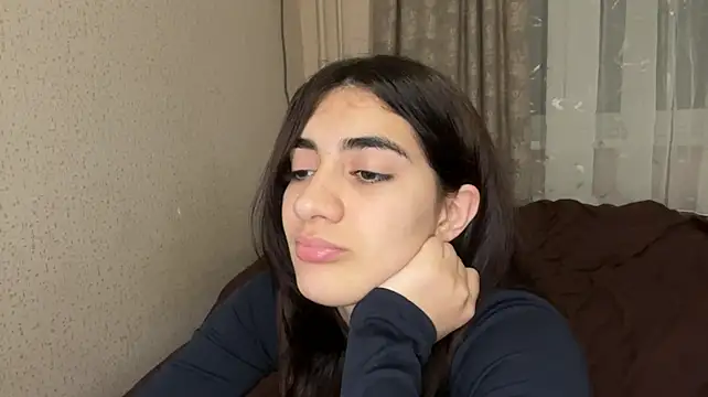 Ledi_Asthik Pertunjukan Webcam