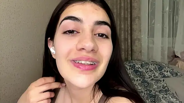 Ledi_Asthik webcam show