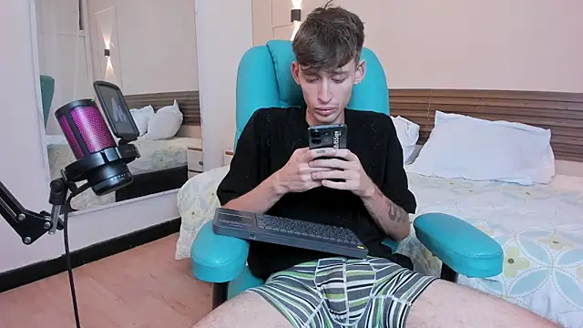 Вебкам-шоу Max_saenz