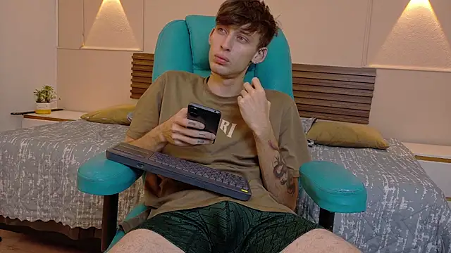 Max_saenz webkamerás műsora