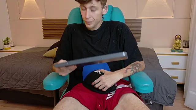 Max_saenz – webcam-show