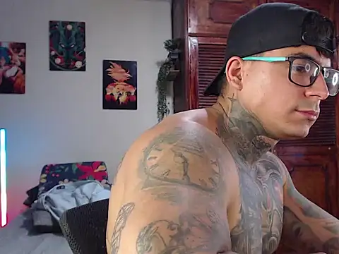 maxstroncm18 Webcamshow